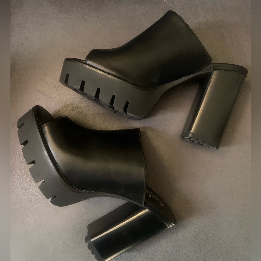 Charles By Charles David Platform Black Leather S… - image 1